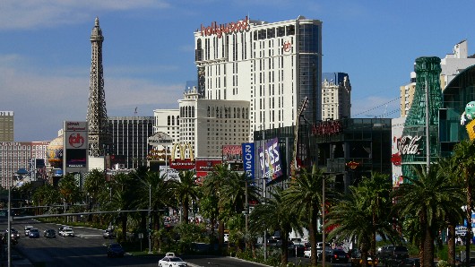 Strip in Las Vegas
Der Strip vom Hotel New York New York aus gesehen:
Coca Cola Haus bis zum Hotel Paris
