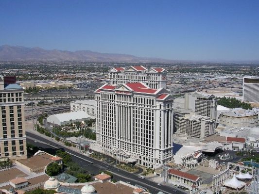 Caesars Palace
Blick vom Eifelturm des Hotels Paris
