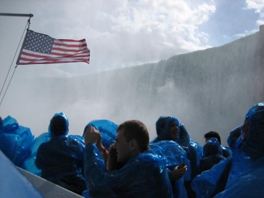 Maid of the Mist_2
