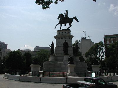 Richmond: Washington Memorial
