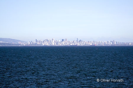 Vancouver vom Wasser gesehen
