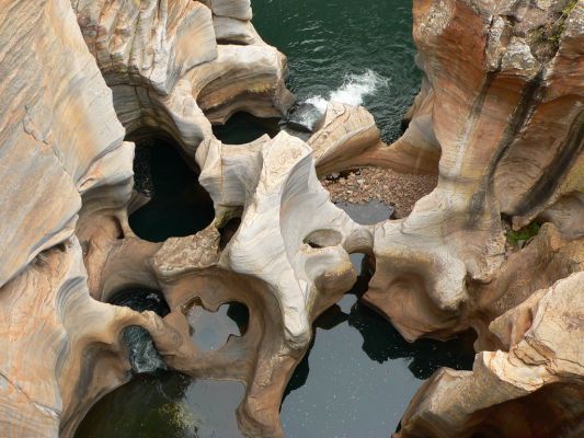 Bourkes_Potholes.jpg