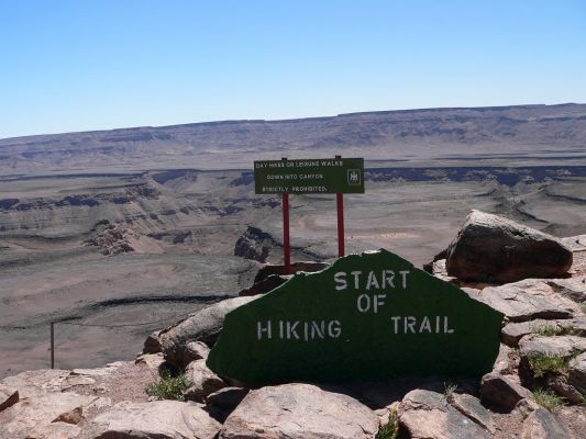 Fish_River_Canyon4-Trail.JPG