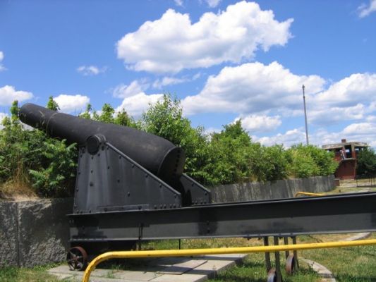 Fort Warren
