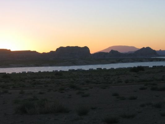 Sonnenaufg.am
Lake Powell  6:42 am
