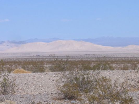 State Hwy.127
vor Baker,CA
Sand Dunes
