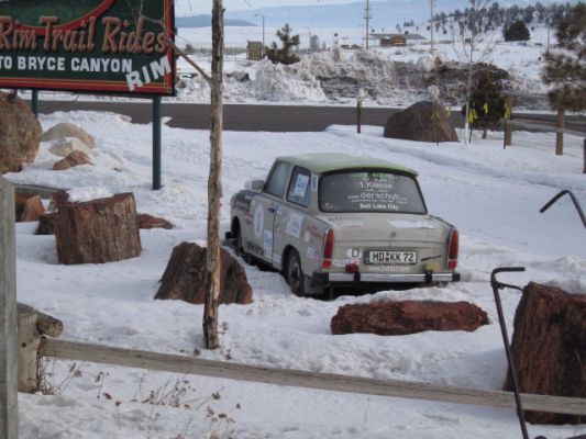 Feuer und Eis - Las Vegas und ein bißchen Natur 2008
Trabbi an der Westernstadt (Ruby's Inn - Bryce C.)
