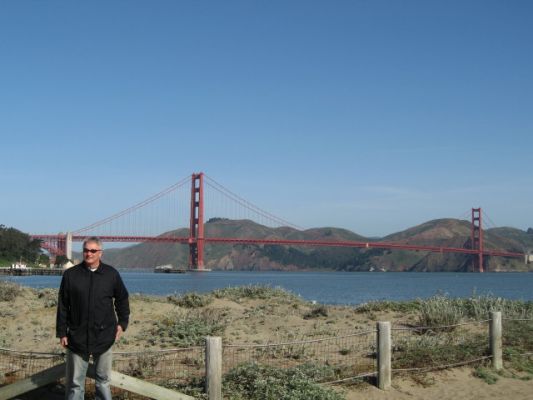 Hase vor Golden Gate

