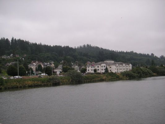 PICT0017_1067x800~0.JPG