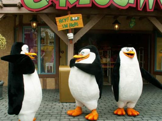 Los Angeles - Universal Studios
Kowalski - Private - Skipper (oder Rico?)
Irgendwie hat einer gefehlt ... *g*

