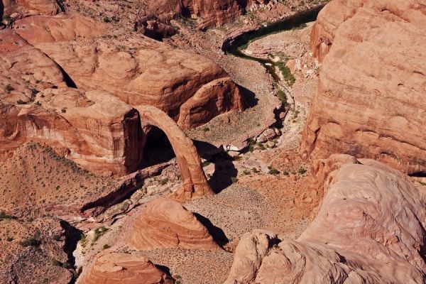 Rainbow Bridge
http://www.usa-photo.de
GPS-Daten in der Exif.
