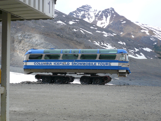 Altes Snowmobile
