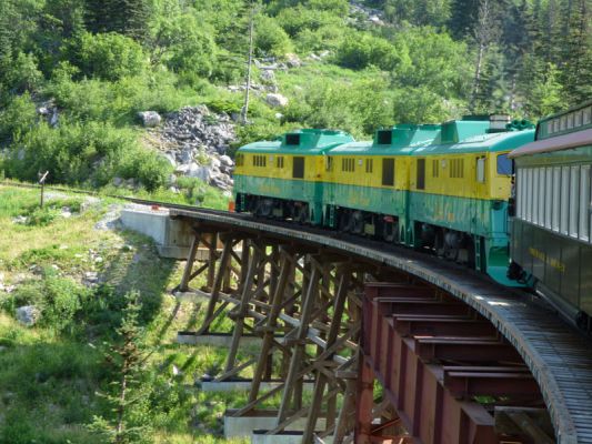 Fahrt mit der White Pass & Yukon Railroad
