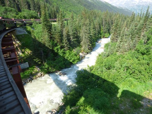 Fahrt mit der White Pass & Yukon Railroad
