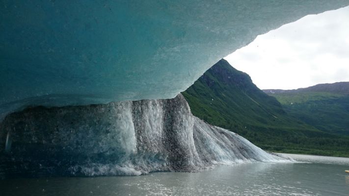 Kayak / Glacier Hiking Anadyr Adventures
