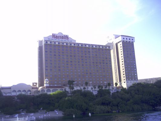 Laughlin
