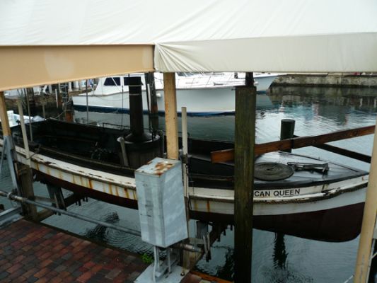 African Queen Key Largo
