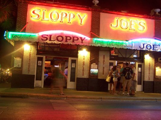 Sloppy Joes Bar
