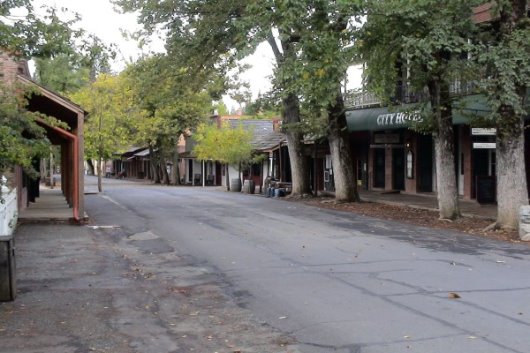 2006-10-05 08 Mainstreet in Columbia, Ca.jpg