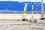 2006-10-20 04 Strandsegler in der Alvord Desert.jpg