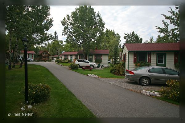 Patricia Lake Bungalows - Jasper
