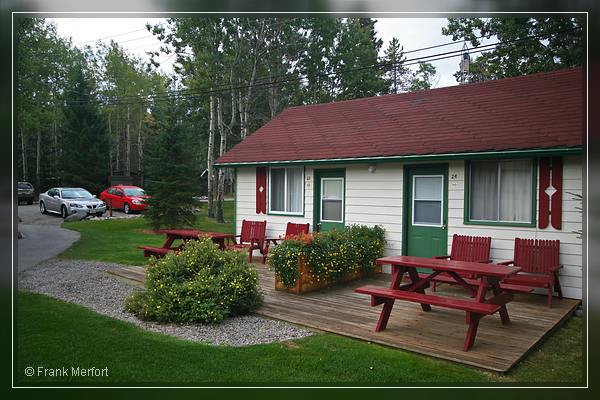 Patricia Lake Bungalows - Jasper
