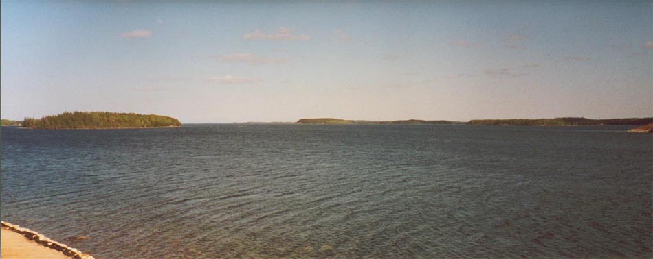 mahone_bay1.jpg