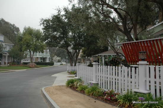 Wisteria Lane - Studio Tour
