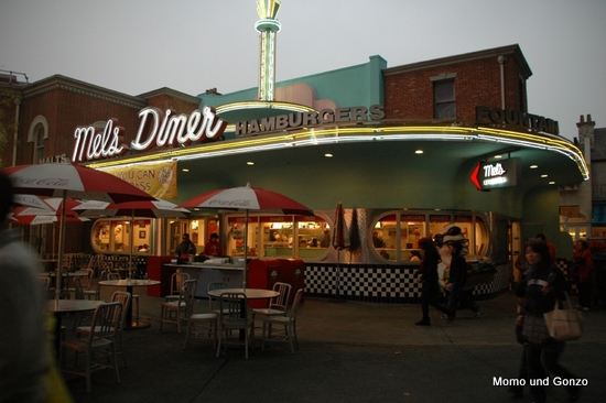 Mels Diner
