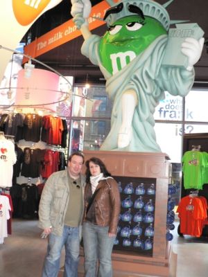 New York M&M World
