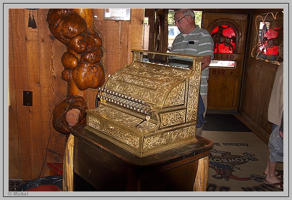 comp_PanmaoraP1050678.jpg