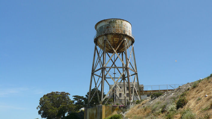 Alcatraz 5
