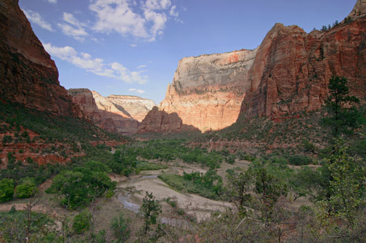 Licht und Schatten im Zion NP
