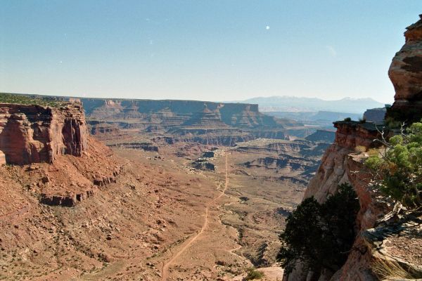 imm026_27.jpg