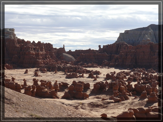 comp_02_goblin_valley_sp1.jpg