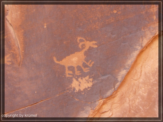 comp_16_petoglyph1.jpg