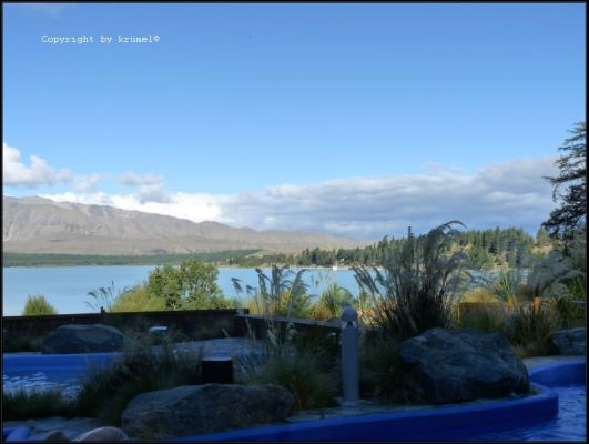 Spa_lake_Tekapo.jpg