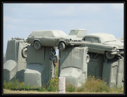 Tag_13_Carhenge_(2).jpg