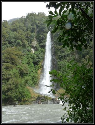 Thunder_Creek_Falls_(5).jpg