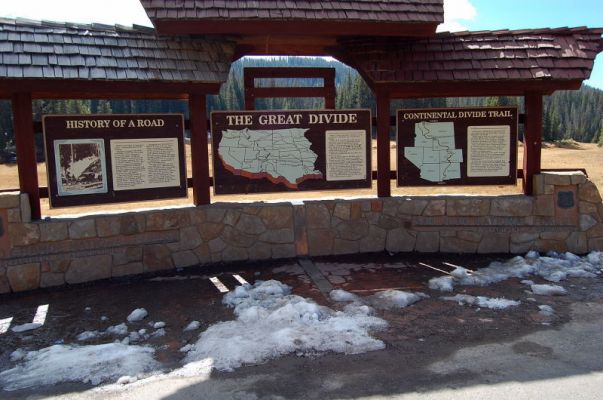 Wolfs Creek Pass
