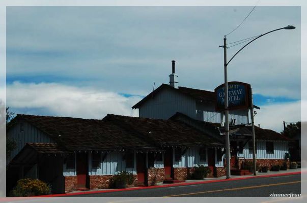 Yosemety Gateway Motel 

