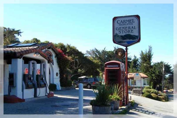 Carmel Highlands General Store
