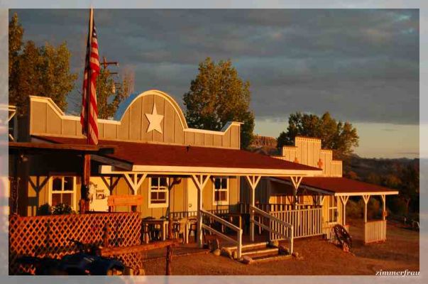 Sunrise on Paria Canyon Ranch
