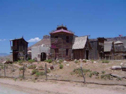 mini western stadt
