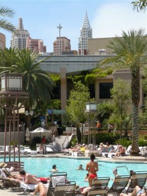 MGM
Am River Pool
