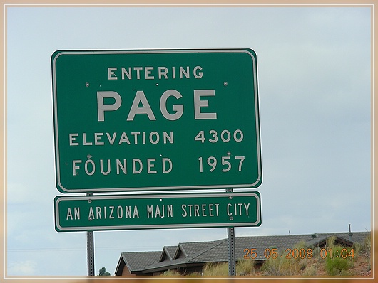 Page Ortseingang
