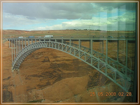 8 Brücke
