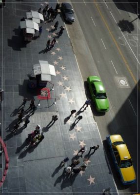 Hollywood Boulevard
...ein schöner Platz um Sternsucher unbeobachtet zuschauen zu können, am Hollywood & Highland Centre / Kodak Theatre
