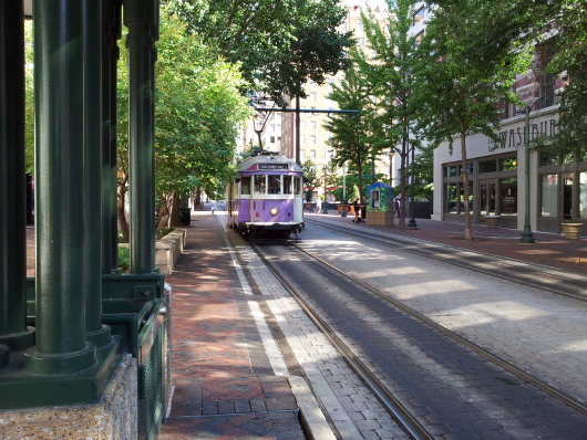 TrollyMainSt.jpg