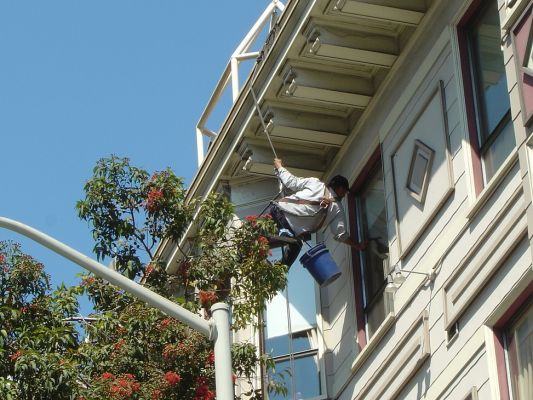 Fensterputzer in San Francisco - nichts für schwache Nerven
Schlüsselwörter: USA San Francisco Kalifornien